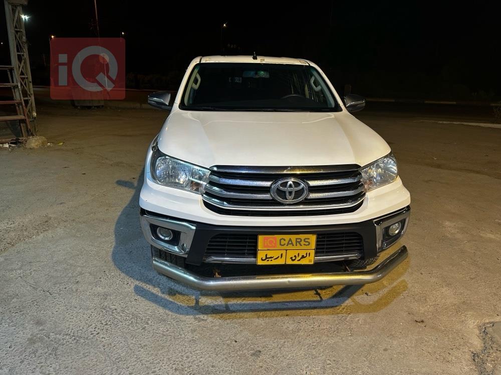 تويوتا هايلوكس